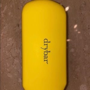 Drybar brush